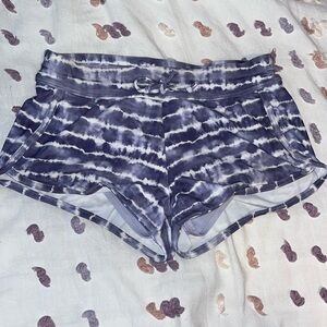 Athleta girl purple tie dye cannonball shorts size 12
